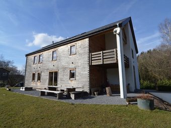 Cabana Spacious And Sleek Eco Cottage In The Green Pastures Of The Ardennes