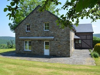 Spacious Villa In Daverdisse With Garden