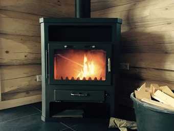 Cozy Chalet In M�rtschach With Private Garden