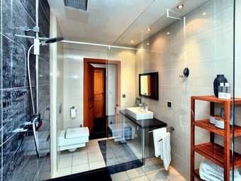 Luxury Holiday Home By The Forest In Honnay