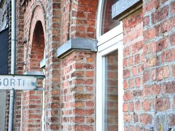 Apartamento Old Village Train Station, 5 Bedrooms And 4 Bathrooms, Small Garden