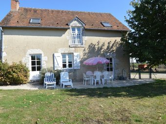 Cozy Holiday Home In Saint-bohaire With Fenced Garden