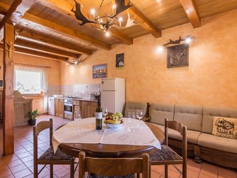 Adorable Home With Pool And Jacuzzi For Use Surrounded By Beautiful Nature !