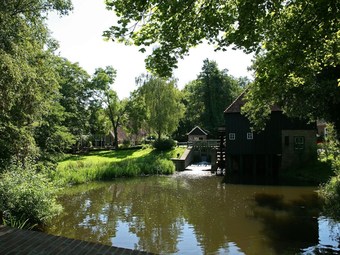 Agroturismo Cozy Farmhouse In Markelo With Meadow View
