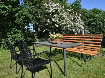 Vintage Apartment In Kr�pelin Near The Forest