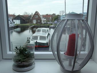 Cozy Holiday Home In Uitwellingerga With Terrace