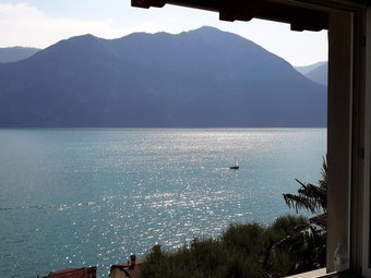 Modern Apartment With Balcony In Vello Italy