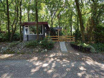 Luxurious Bungalow With Sauna And Private Garden At A Nature Park