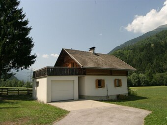 Cozy Chalet Near Ski Area In Stall
