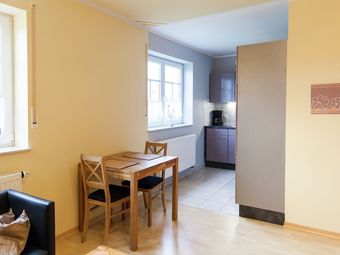 Cozy Apartment In Rommersheim Near Forest