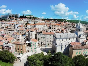 Charming Holiday Home With Private Swimming Pool Big Terrace, Near National Park