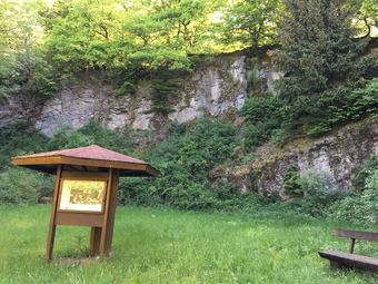 Beautiful Apartment In Ellar With Terrace, Bbq, Deckchairs