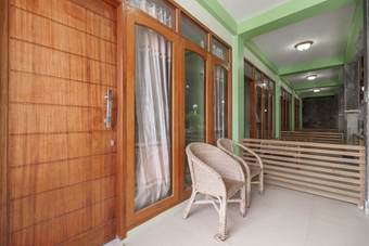 Hotel Reddoorz Syariah @ Iboih Beach Sabang