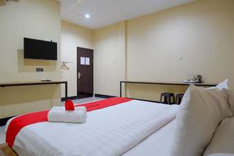 Reddoorz @ G Hotel Luwuk