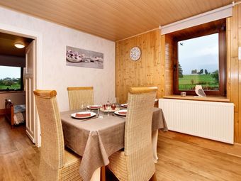 Spacious Apartment With Private Garden In Amel