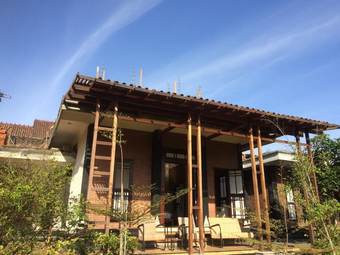 Hotel Lotus Ll Guesthouse