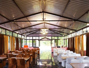 Hotel Mandavgarh Residency