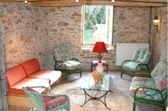 House With 4 Bedrooms In Laudun-l'ardoise, With Wonderful City View, Furnished Garden And Wifi