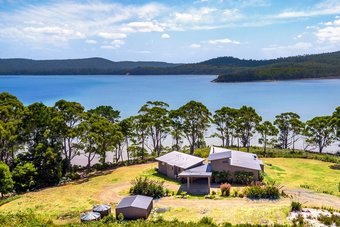 Cloudy Bay Lagoon Estate