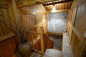 Bed & Breakfast Banli Historic House