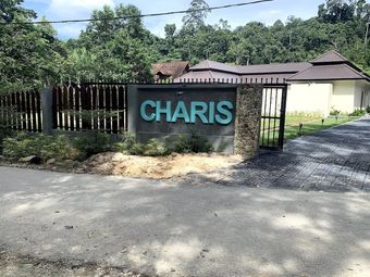 Charis Janda Baik Villas