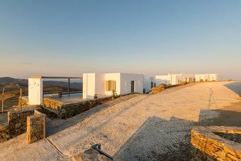 M4 Miloi 1 Bohemian Luxury Villa