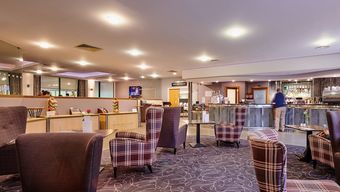 Stirling Court Hotel