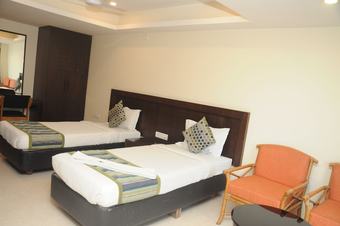 Hotel Suvarna Regency