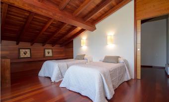 Villa House - 3 Bedrooms - 107757