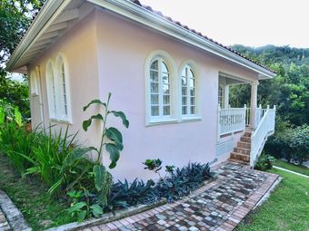 Hotel Tropical Lagoon Resort