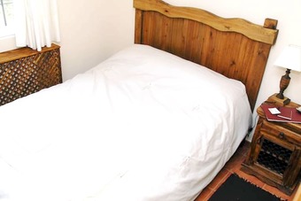 House With 4 Bedrooms In �vila