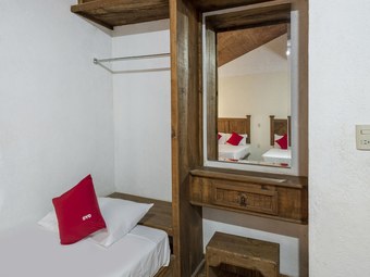 Hotel Puente De Dios