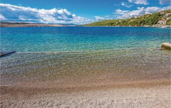 Apartment Mali Dol II