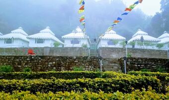 Hotel Morni Hills Resort