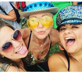 Cabana Hippie Hippie Shake Bell Tent - Hang Out Zone