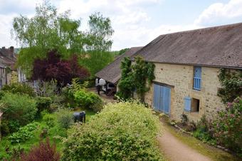House With 2 Bedrooms In Souvigny, With Enclosed Garden And Wifi