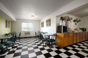 Hotel Super 8 By Wyndham Peru Starved Rock State Park