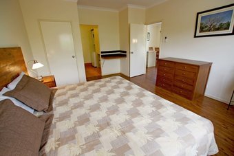 Kimberley Hotel Halls Creek