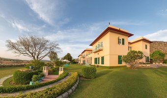 The Gateway Hotel Ramgarh Lodge Jaipur