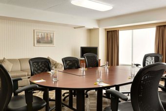 Days Hotel & Suites By Wyndham Lloydminster
