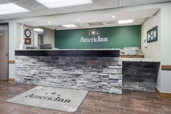 Hotel Americinn By Wyndham West Salem