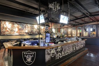 Lucky Club Casino And Hotel