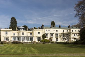 Storrs Hall Hotel