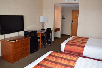 Gateway Hotel And Conference Center