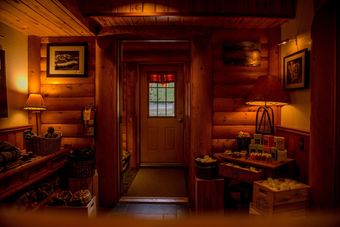 Hotel Baker Creek Mountain Resort