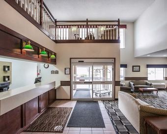 Hotel Quality Inn & Suites
