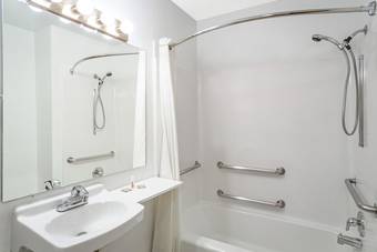 Motel Super 8 By Wyndham Price