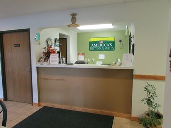 Motel Amerivu Inn And Suites-stanley