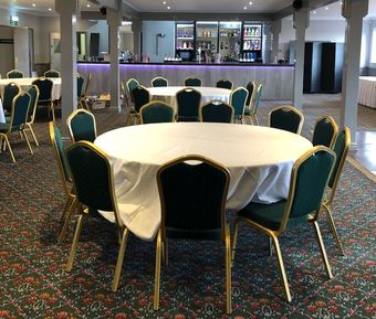 Posada Lakeside Lodge Golf Centre