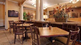 Hotel Best Western Plus Shamrock Inn & Suites